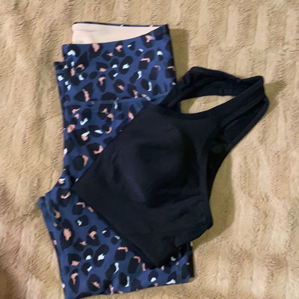 Women’s bundle Marika Sport Yoga pants size Med Avia sports bra size Lg